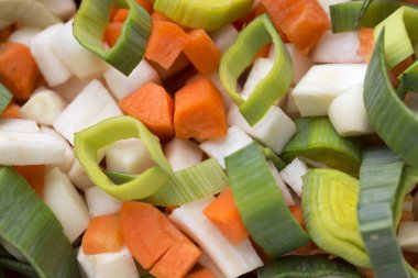 Karışık taze sebze dilimlenmiş