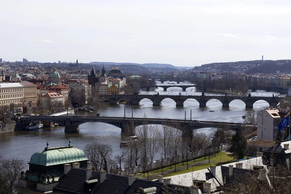 Printemps Prague Avec Ses Tours Ses Ponts Sous Soleil République — Photo