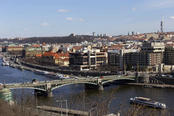 Весна Празький Місто Вежами Мостів Сонячний День Чеська Республіка — стокове фото