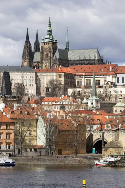Uitzicht Stad Praag Boven Rivier Moldau Tsjechië — Stockfoto