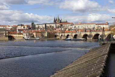 Bahar üzerinde görünümü üzerinde Nehri vltava, Çek Cumhuriyeti Prag şehir