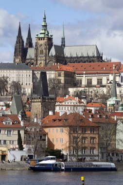 Bahar üzerinde görünümü üzerinde Nehri vltava, Çek Cumhuriyeti Prag şehir