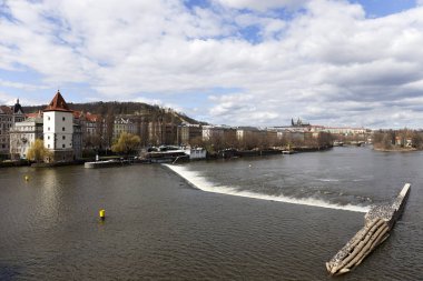 Bahar üzerinde görünümü üzerinde Nehri vltava, Çek Cumhuriyeti Prag şehir