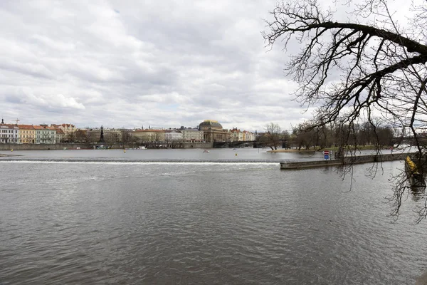 Vista Sulla Primavera Città Praga Sopra Fiume Moldava Repubblica Ceca — Foto Stock