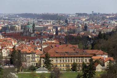 Bahar üzerinde görünümü üzerinde Nehri vltava, Çek Cumhuriyeti Prag şehir