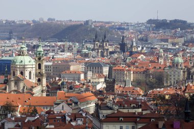 Bahar üzerinde görünümü üzerinde Nehri vltava, Çek Cumhuriyeti Prag şehir