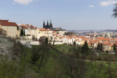 Bahar üzerinde görünümü üzerinde Nehri vltava, Çek Cumhuriyeti Prag şehir