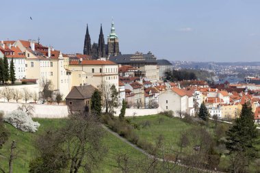 Bahar üzerinde görünümü üzerinde Nehri vltava, Çek Cumhuriyeti Prag şehir
