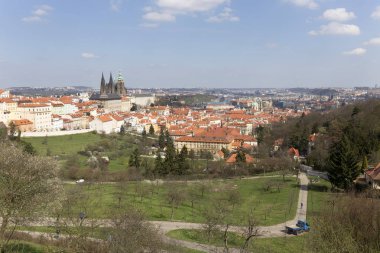 Bahar üzerinde görünümü üzerinde Nehri vltava, Çek Cumhuriyeti Prag şehir