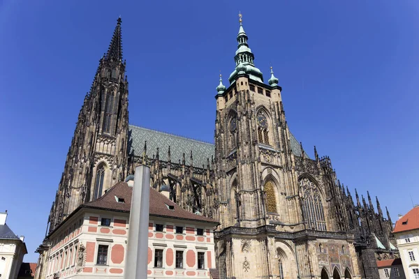 Gotische Kathedrale Vitus Auf Der Prager Burg Sonnigen Tag Tschechische — Stockfoto