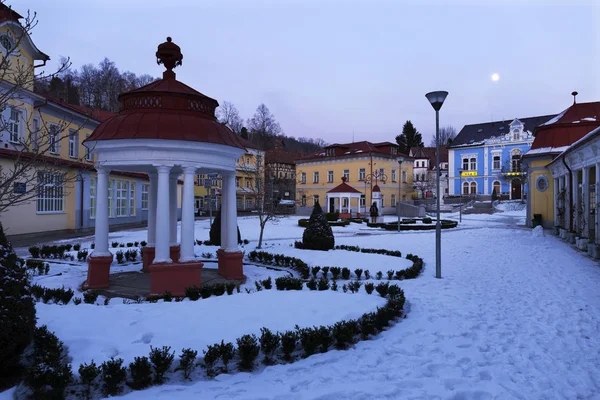 Snowy Avond Spa Libverda Noord Bohemen Tsjechië — Stockfoto