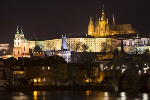 Nuit Hivernale Prague Petite Ville Avec Château Gothique Pont Charles — Photo