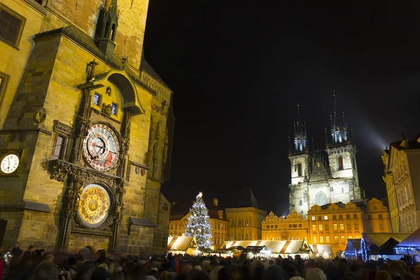 Nocna Zima Praga Mała Miejscowość Gotyckim Zamkiem Mostem Karola Nad — Zdjęcie stockowe