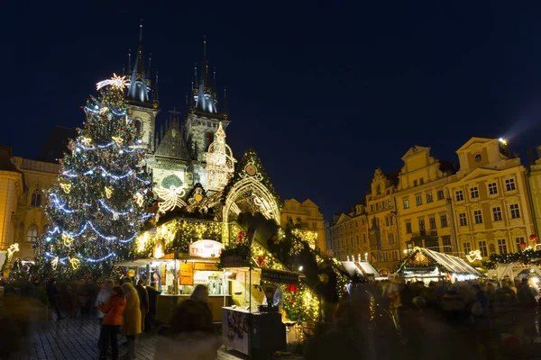 Χριστουγεννιάτικη Διάθεση Νύχτα Old Town Square Πράγα Τσεχία — Φωτογραφία Αρχείου