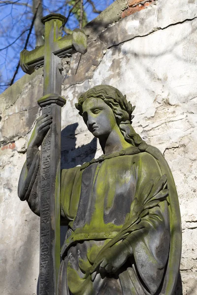 Statue Historique Sur Mystérieux Vieux Cimetière Prague République Tchèque — Photo