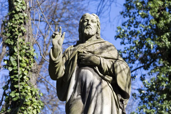 Estatua Histórica Sobre Antiguo Cementerio Praga República Checa —  Fotos de Stock