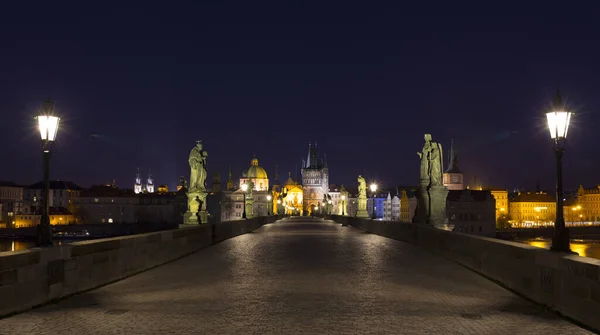 Nacht Kleurrijke Praag Oude Stad Met Brugtoren Franciscus Van Assisi — Stockfoto