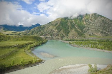 Katun nehri Altai dağlarında