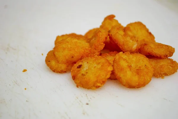 Pile Hash Browns Well Used Cutting Board — Stock Photo, Image