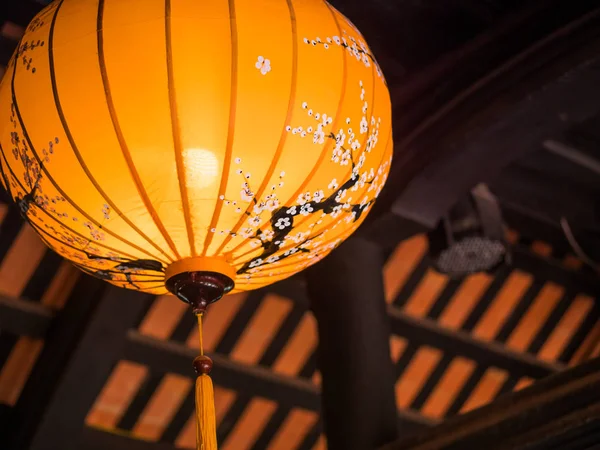 Lâmpada Nacional Amarela Para Ano Novo Chinês — Fotografia de Stock