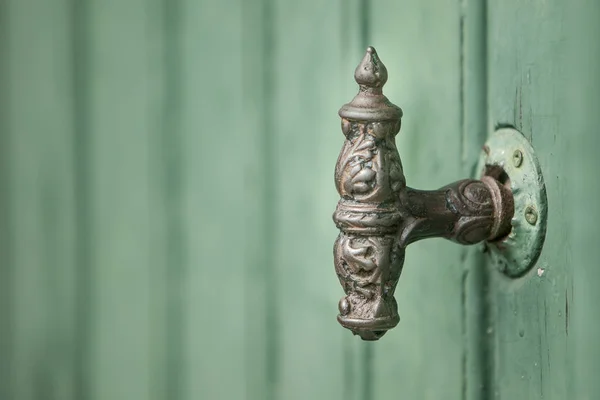 Klamka drzwi rustykalne — Zdjęcie stockowe