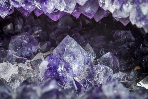 Amethyst crystals in a druse — Stock Photo, Image