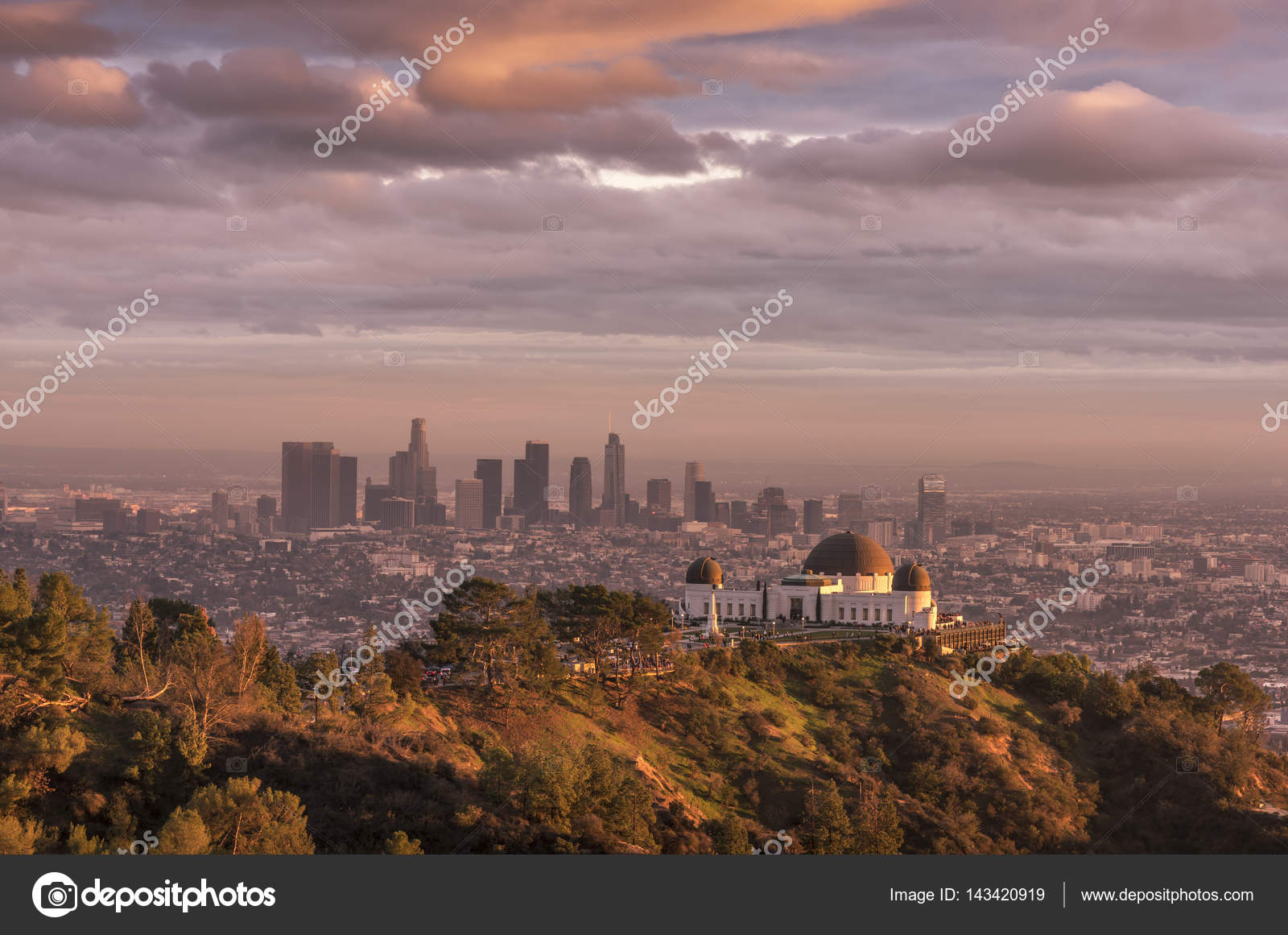 Toits De La Ville Griffith Observatory Et Los Angeles Au