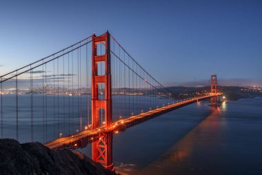 Golden Gate Köprüsü, San Francisco Kaliforniya gündoğumu