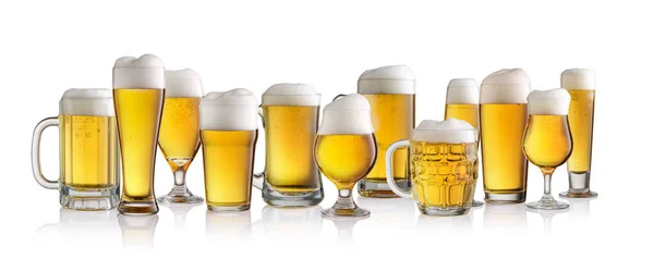 Collectie van verschillende bier geïsoleerd op wit — Stockfoto