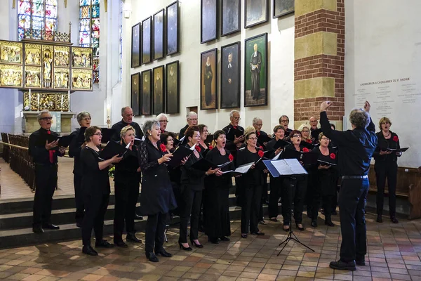 Репетиция хора в церкви св. Фомы Томаскирче в Лейпциге, Германия. Май 2014 года — стоковое фото
