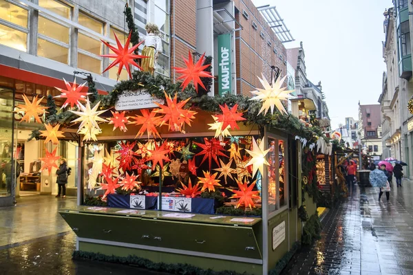 Iluminações festivas de Natal nas ruas e praças de Leipzig, Alemanha. 26 Novembro 2019 — Fotografia de Stock