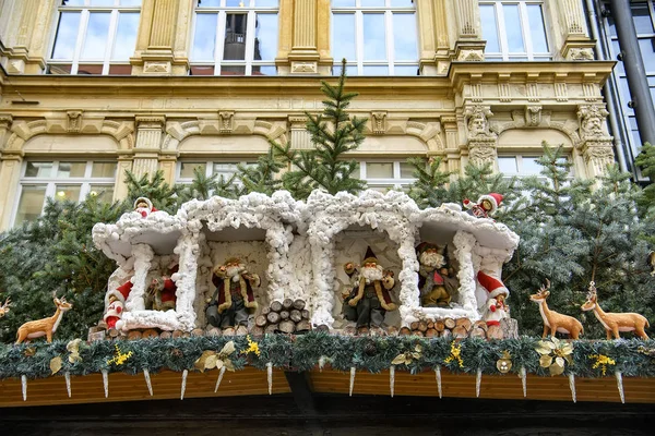 Iluminações festivas de Natal nas ruas e praças de Leipzig, Alemanha. 26 Novembro 2019 — Fotografia de Stock