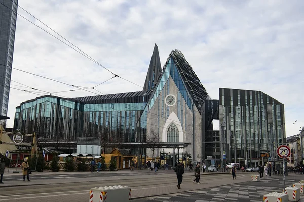 Paulinum, Iglesia y Augusteum, edificio principal de la Universidad de Leipzig en Augustusplatz Leipzig, Alemania. Noviembre 2019 — Foto de Stock