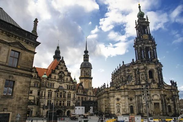 Дрезденский Собор Троицы Хофкирхе Дрезденский Замок Хаусманнштурм Шлоссплатц Дрездене Германия — стоковое фото