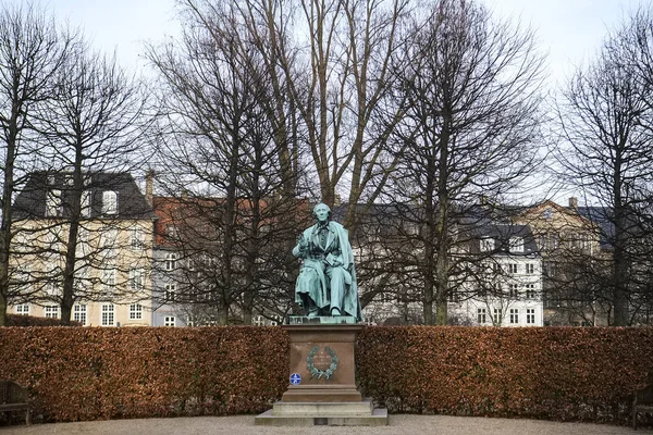 Estátua Bronze Hans Christian Andersen Jardim Royal Rosenborg Copenhague Dinamarca — Fotografia de Stock