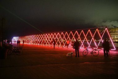 Işıklar Kapısı kurulumu. Danimarka, Kopenhag 'da Işık Festivali. 
