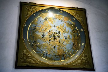 Round Tower RunDetarn 'ın içindeki astronomik saat. Kopenhag, Danimarka. 