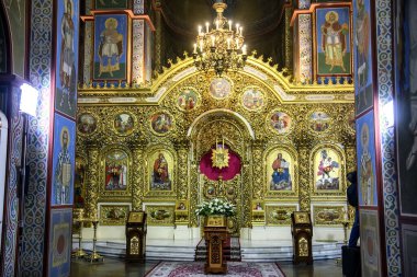St. Michael 's Altın Kubbe Katedrali' nin içi sunak ve fresk parçalarıyla dolu. Kyiv, Ukrayna. 