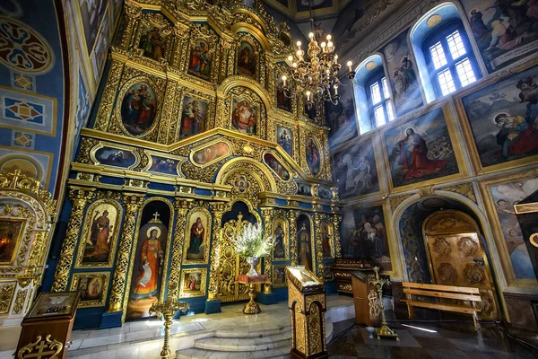 Interior Catedral Cúpula Dorada San Miguel Con Altar Fragmentos Frescos —  Fotos de Stock