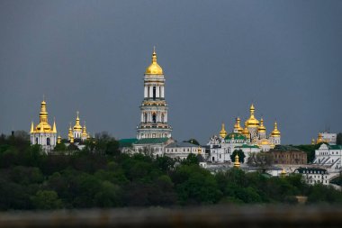 UNESCO 'nun Kyiv' deki dünya mirası listesine dahil edilen ortodoks manastırı Kyiv Pechersk Lavra 'nın panorama manzarası, 