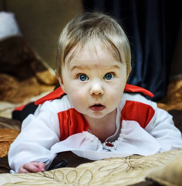 Bébé mignon habillé en Père Noël — Photo