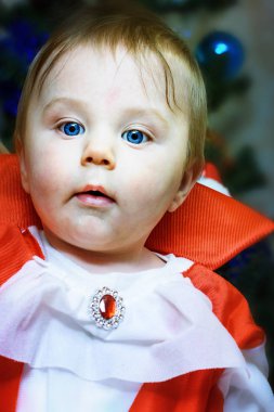 güzel bebek çocuk 7 ay sonra Drakula kostümü