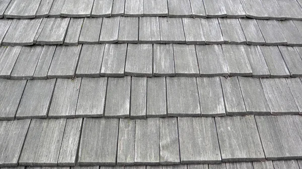 Fondo de madera envejecida de teja con espacio de copia. listones de madera. Línea de listones de madera natural organizar patrón textura fondo . —  Fotos de Stock