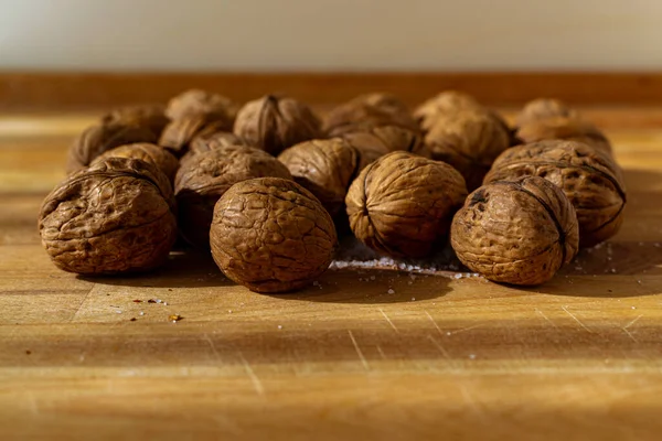 Nüsse Und Zuckerzutaten Der Italienischen Küche Auf Holzbrett — Stockfoto