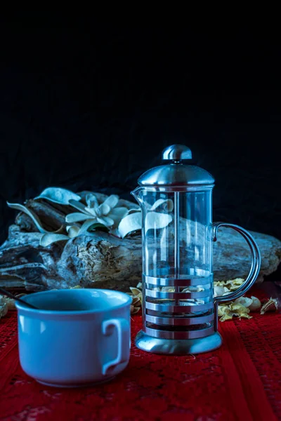 Закуски Традиционным Стеклом Металлическим Чайником — стоковое фото