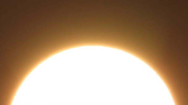 Brillante Amanecer Naranja Sobre Las Nubes Iowa Con Sol Amarillo — Vídeo de stock