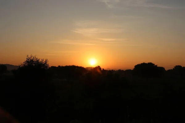 Rayo de sol, vista al pueblo —  Fotos de Stock