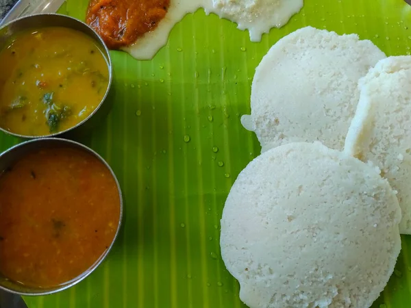 Comida Del Sur India Plato Ociosamente Con Guarnición Hoja Plátano — Foto de Stock