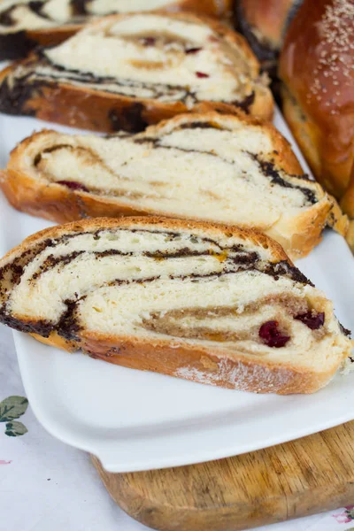 Beigli, hungarian poppy seed and walnut rolls — Stock Photo, Image