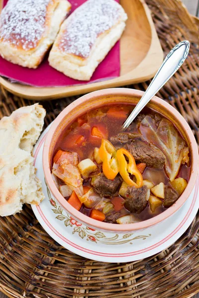 Węgierska zupa gulaszowa — Zdjęcie stockowe